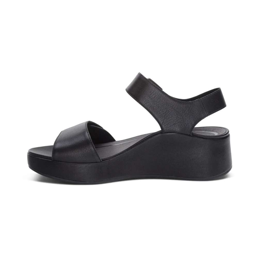 Ariel Wedge - Black